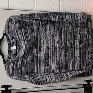 Old navy sweater